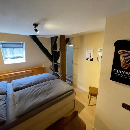 Pub 111 - Altstadt Apartmán